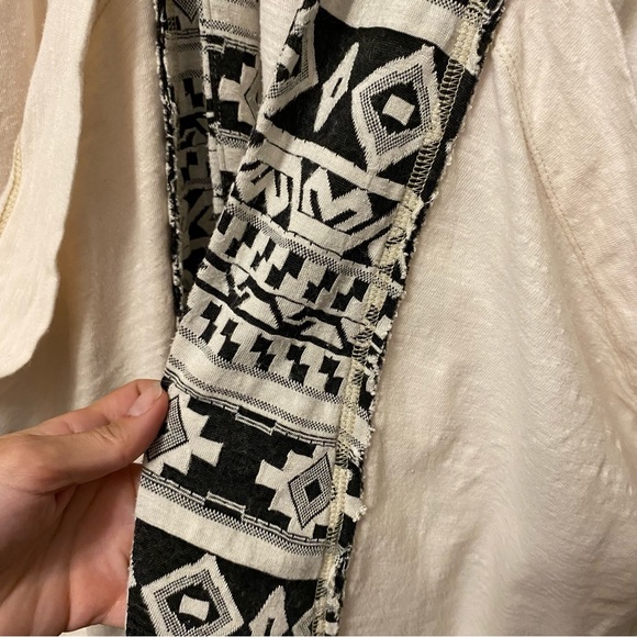 Free People Long Hood Aztec Trim Cardigan Hooded Pockets White Black Cre… - Picture 9 of 16